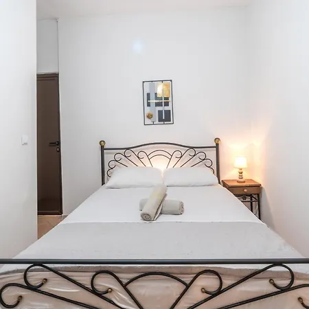 Stoneview I Apartment Areopoli